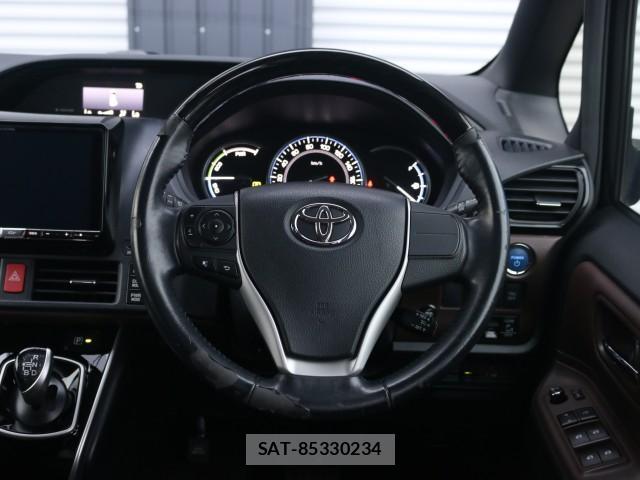Toyota ESQUIRE 2015-09 8728438-17