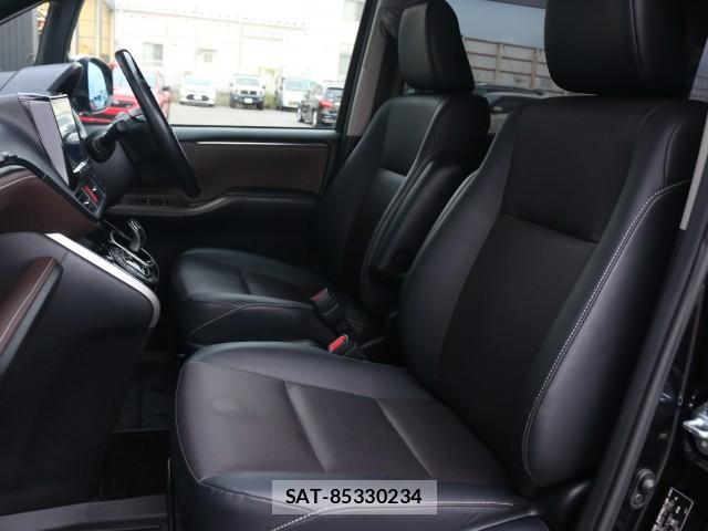 Toyota ESQUIRE 2015-09 8728438-5