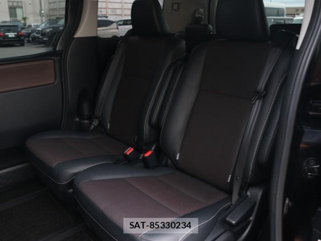 Toyota ESQUIRE 2015-09 8728438-6