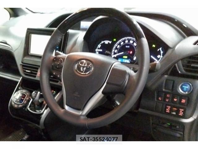 Toyota ESQUIRE 2020-10 8729154-2