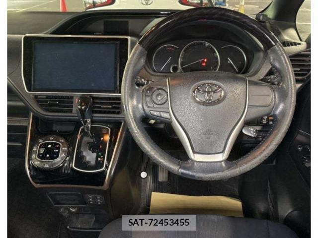 Toyota ESQUIRE 2017-04 8729257-2