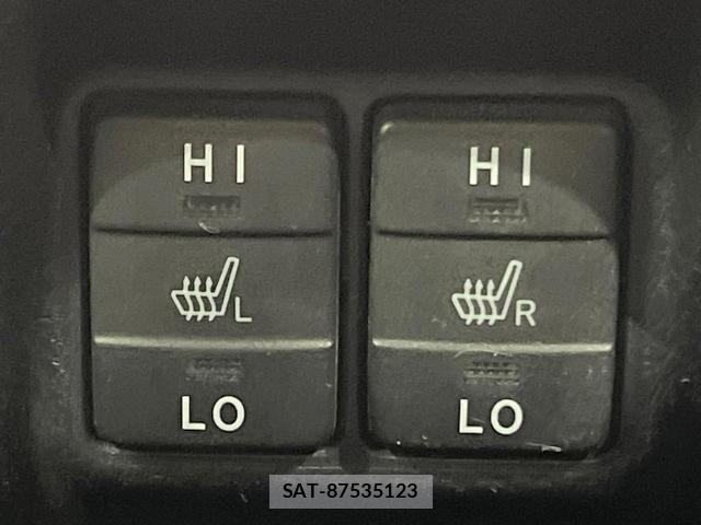 Toyota ESQUIRE 2018-08 8730339-5