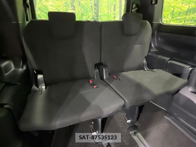 Toyota ESQUIRE 2018-08 8730339-8