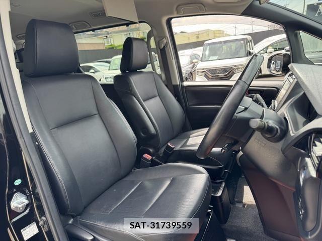 Toyota ESQUIRE 2015-05 8730549-7