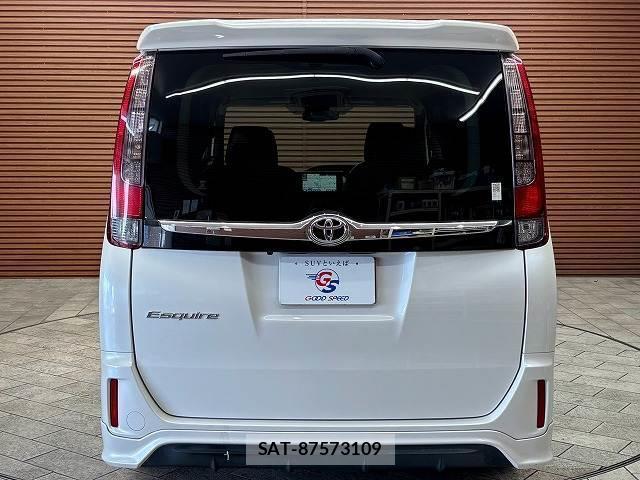 Toyota ESQUIRE 2016-02 8730867-15