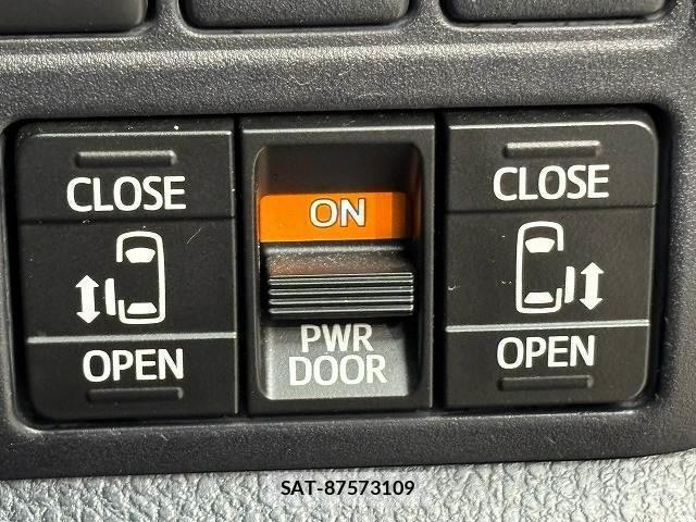 Toyota ESQUIRE 2016-02 8730867-5