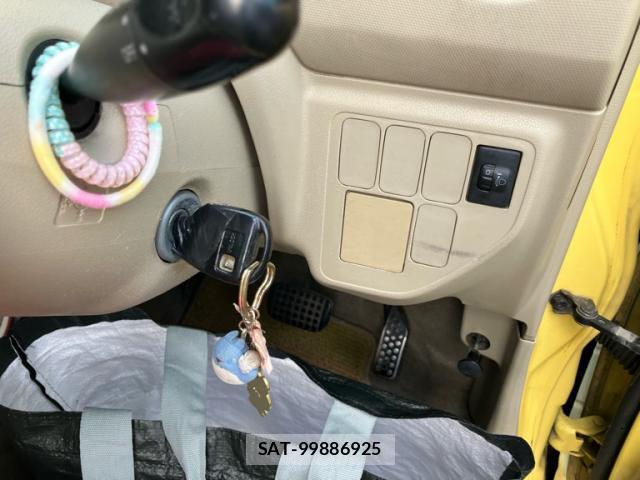 Daihatsu ESSE 2006-01 8728839-11
