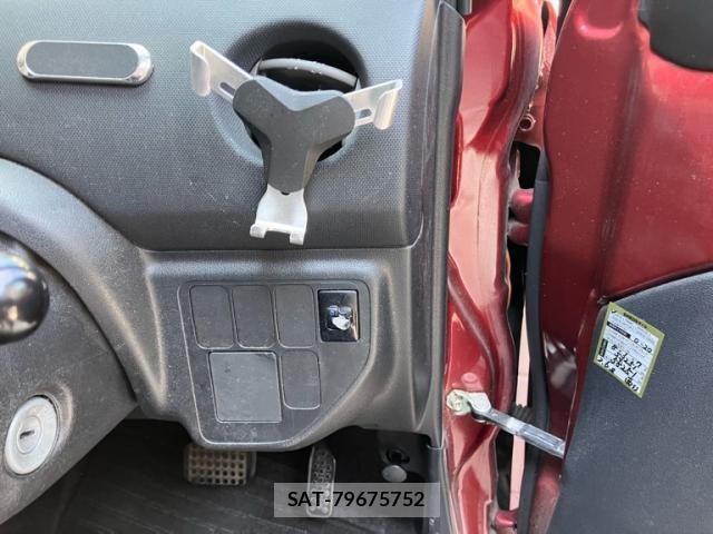 Daihatsu ESSE 2009-10 8728957-10