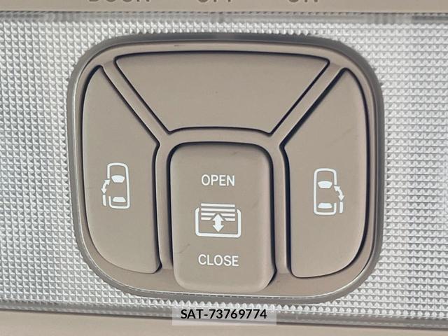 Toyota ESTIMA 2012-06 8725862-3