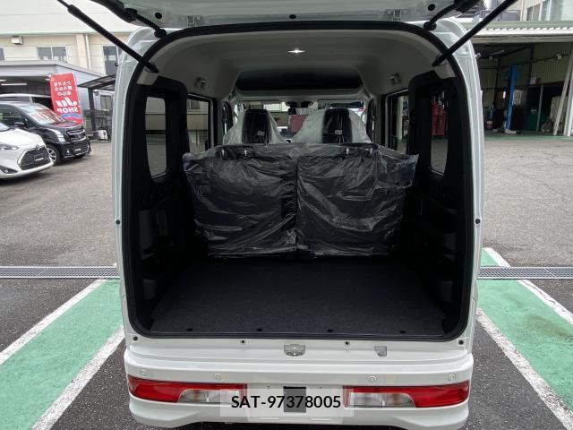 Suzuki EVERY WAGON 2026-08 8729804-10