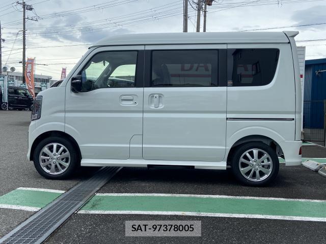 Suzuki EVERY WAGON 2026-08 8729804-12