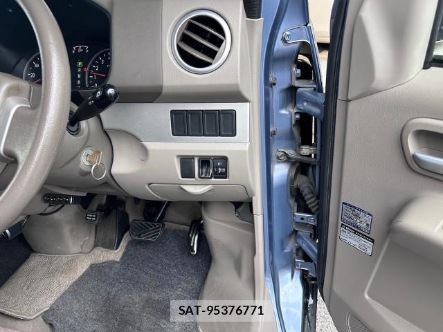 Suzuki EVERY WAGON 2011-12 8730706-12