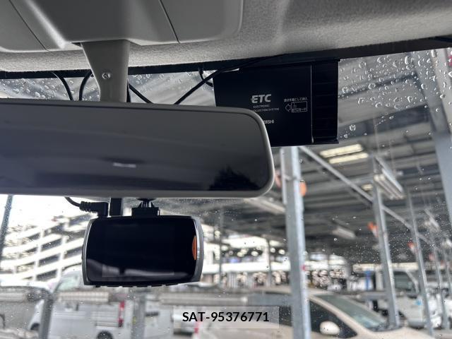 Suzuki EVERY WAGON 2011-12 8730706-13