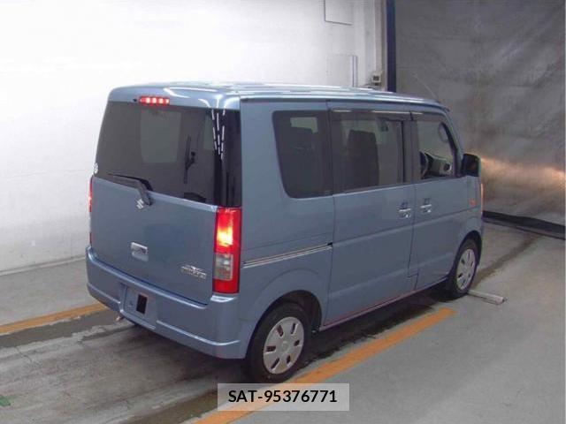 Suzuki EVERY WAGON 2011-12 8730706-4