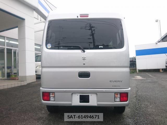 Suzuki EVERY 2024-02 8726133-1
