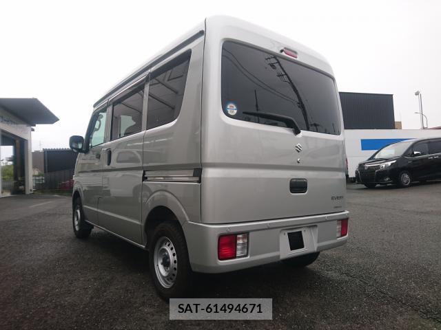Suzuki EVERY 2024-02 8726133-14