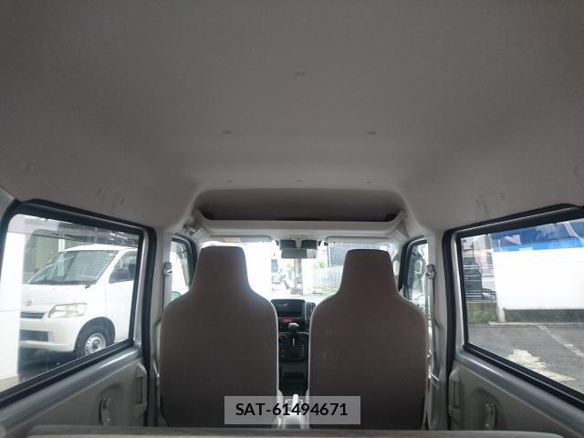 Suzuki EVERY 2024-02 8726133-16