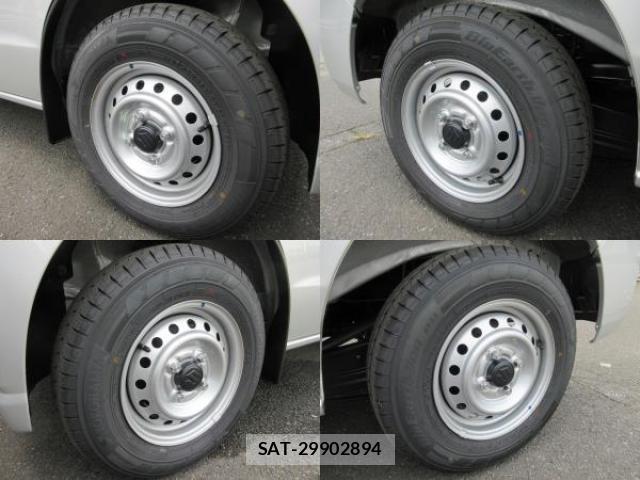 Suzuki EVERY 2026-08 8726310-9