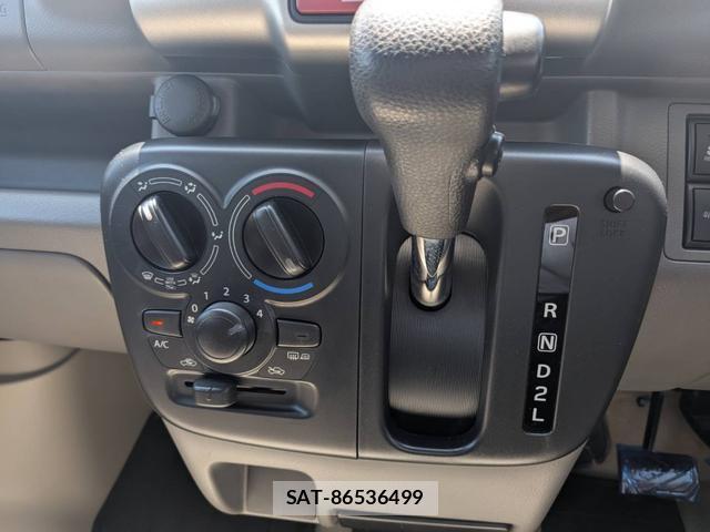 Suzuki EVERY 2020-06 8728756-7