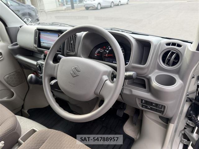 Suzuki EVERY 2024-06 8728980-11