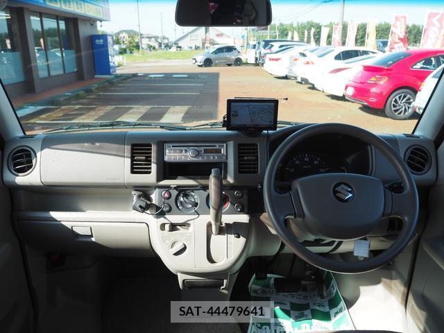 Suzuki EVERY 2012-06 8730394-1