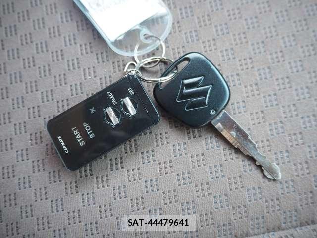 Suzuki EVERY 2012-06 8730394-12