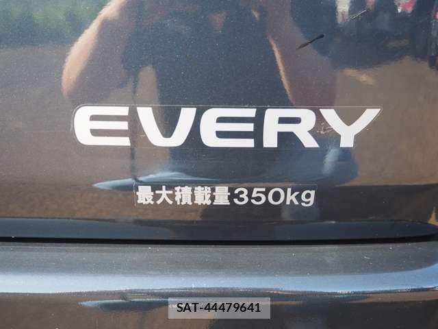 Suzuki EVERY 2012-06 8730394-14