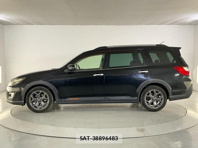 Subaru EXIGA CROSSOVER 2017-04 8730663-3