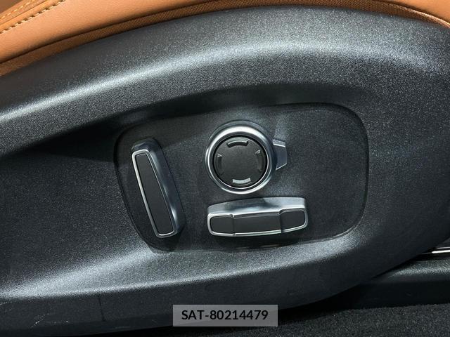 Jaguar F-PACE 2021-09 8727086-7