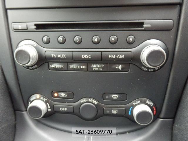 Nissan FAIRLADY Z 2011-11 8730577-15