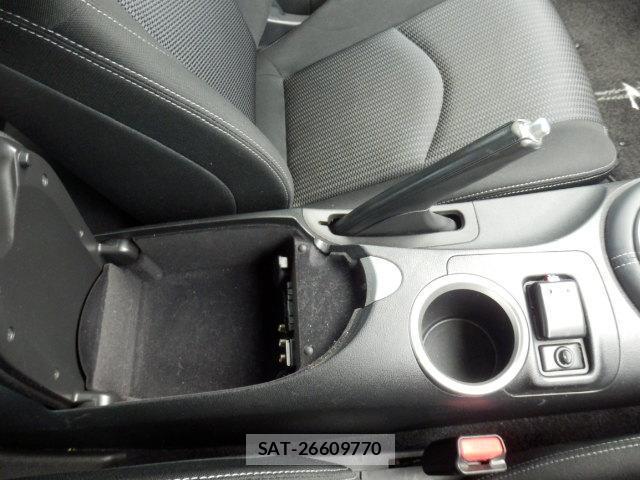 Nissan FAIRLADY Z 2011-11 8730577-16