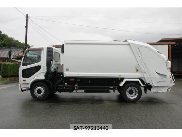 MITSUBISHI FUSO Fighter 2012-03 8727941-3