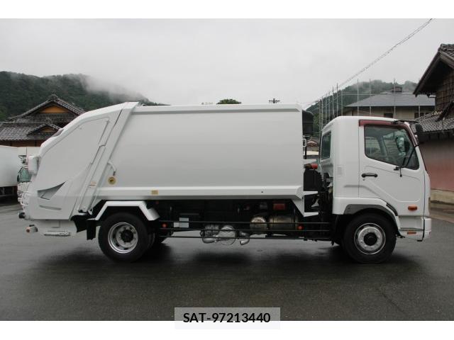 MITSUBISHI FUSO Fighter 2012-03 8727941-4