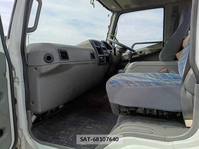 MITSUBISHI FUSO Fighter 2004-03 8730478-2