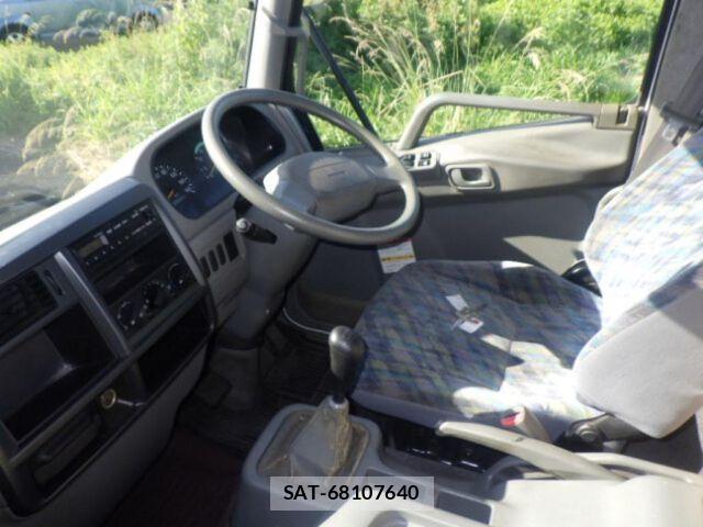 MITSUBISHI FUSO Fighter 2004-03 8730478-5