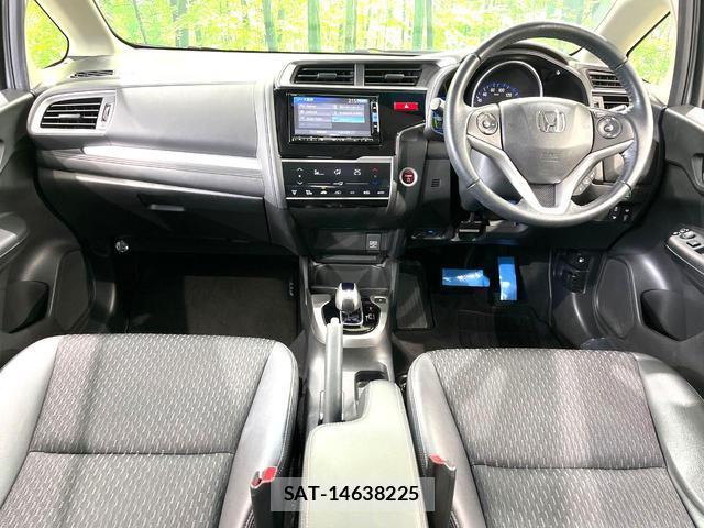 Honda FIT HYBRID 2015-09 8725752-1