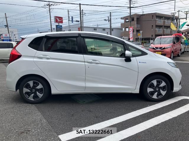 Honda FIT HYBRID 2018-06 8728470-3