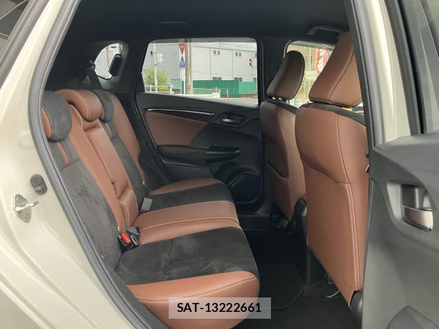Honda FIT HYBRID 2018-06 8728470-6