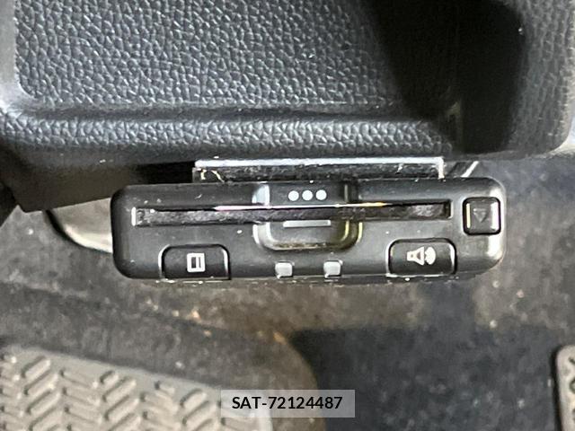 Honda FIT HYBRID 2016-03 8731001-5