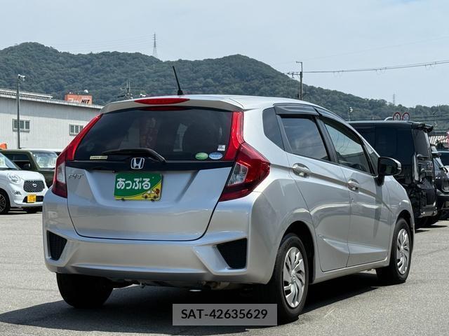 Honda FIT 2013-09 8726578-10