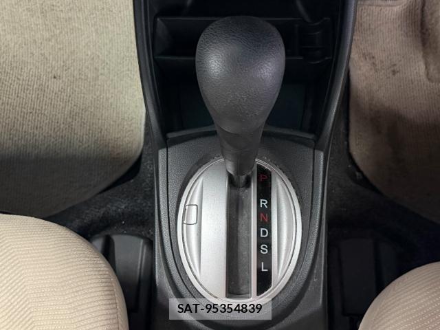 Honda FIT 2009-10 8726651-14