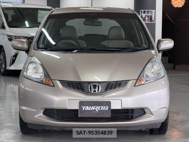 Honda FIT 2009-10 8726651-9