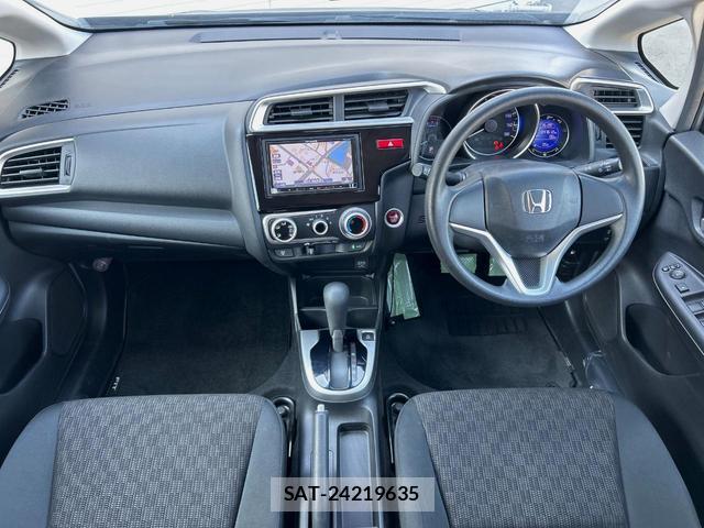 Honda FIT 2013-12 8727028-1