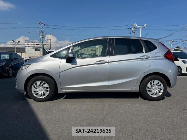 Honda FIT 2013-12 8727028-15