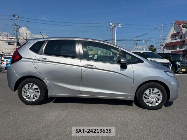 Honda FIT 2013-12 8727028-16