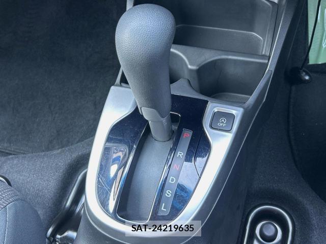 Honda FIT 2013-12 8727028-19