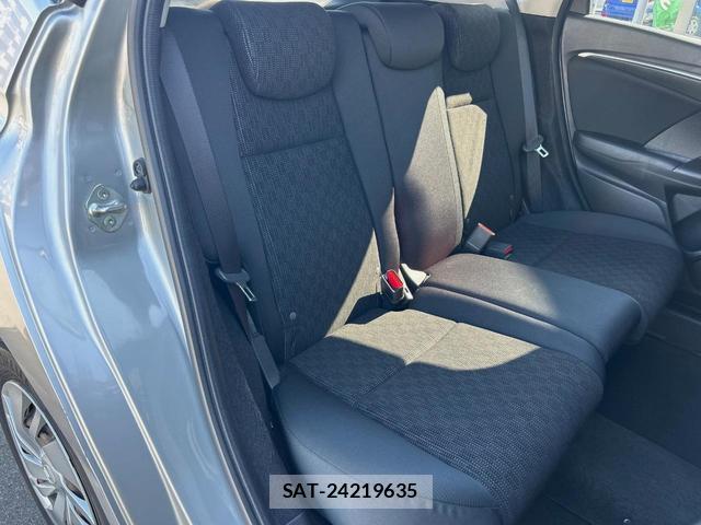 Honda FIT 2013-12 8727028-8