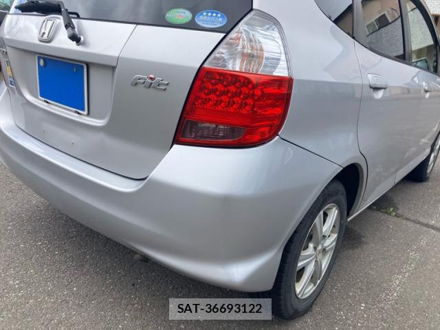 Honda FIT 2007-10 8727523-10