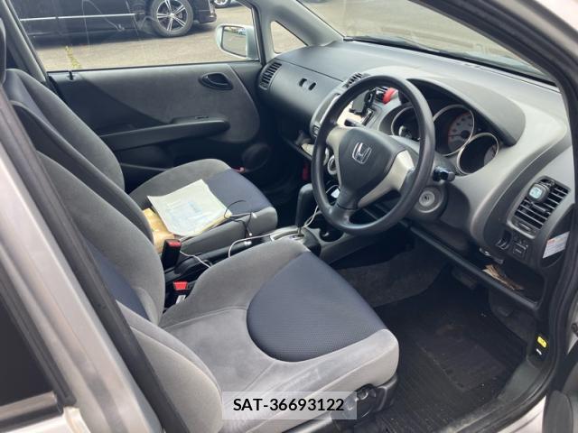 Honda FIT 2007-10 8727523-18