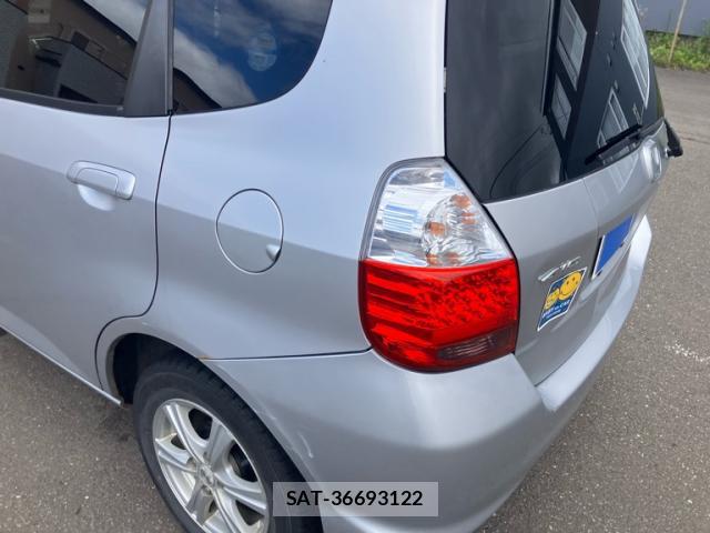 Honda FIT 2007-10 8727523-2